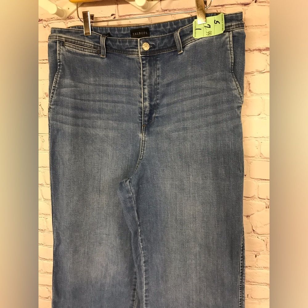 Talbots Classic Light Blue Wide Leg Denim Trouser Jeans High Rise Minimalist 8 - Picture 13 of 14
